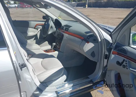 2004 Mercedes-Benz S 430 4Matic z USA, uszkodzony, nr VIN WDBNG83J84A426926